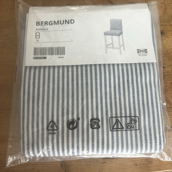 IKEA Bergmund Bar Stool Slip Cover Set of 3 Blue White Stripe  NWT - Picture 2 of 2